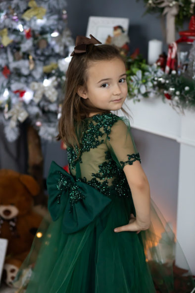 1 Tina – a festive princess