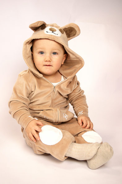 Jumpsuit for children – Teddy bear in beige. Cap for free